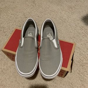 Women’s vans slip on